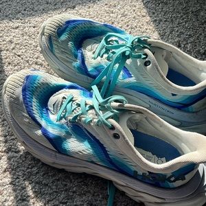 Clifton Hoka one one -limited edition design / 7.5 ladies m running Lightweight